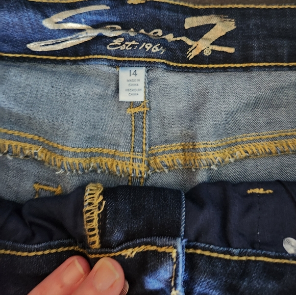 Seven7 Bermuda Shorts Size 14 - Picture 2 of 4